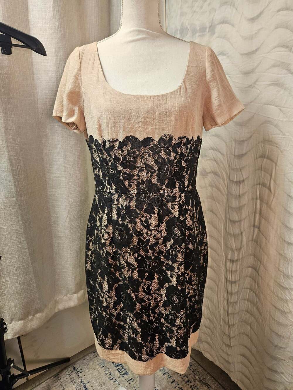 Antonio Melani Dress Size 10 Black Lace Nude Short Sleeve Pencil Fitted